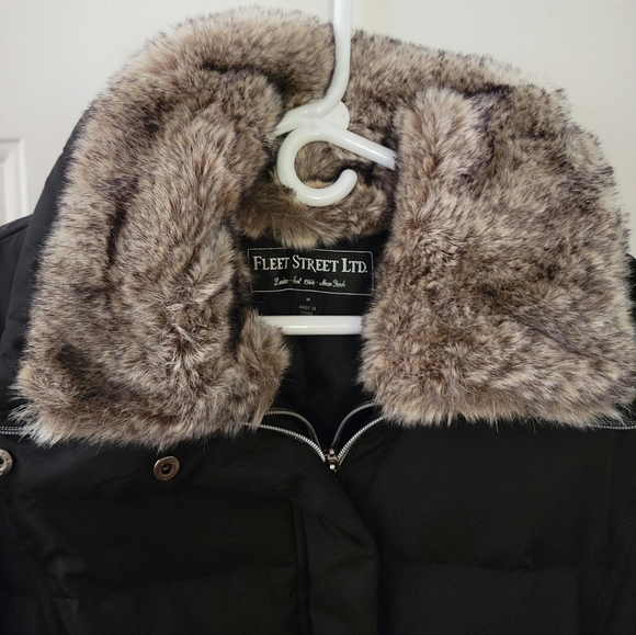 (Like New) Women's Fleet Street Hooded Faux Silk Jacket Size M. - Picture 12 of 15